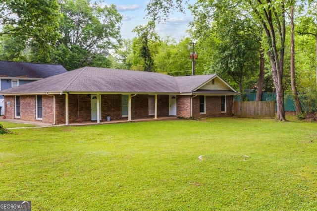834 Wilson Circle Sw - Photo 1