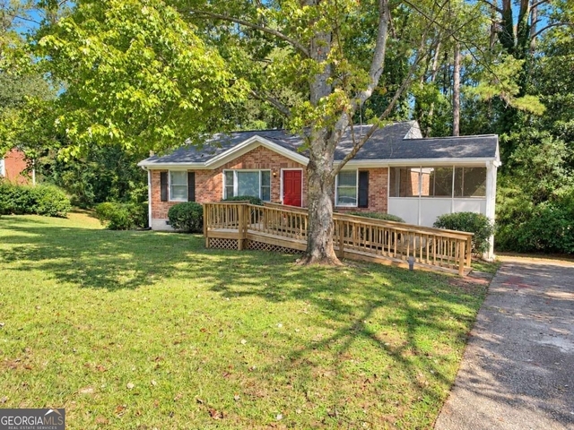 1438 Midlawn Drive - Photo 1