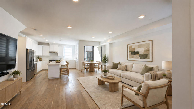 2172 Clifford Street - Photo 1