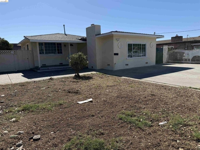 1934 Lavonne Avenue - Photo 1
