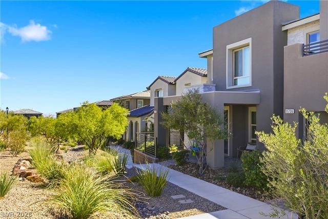 11712 Redwood Mountain Avenue - Photo 1