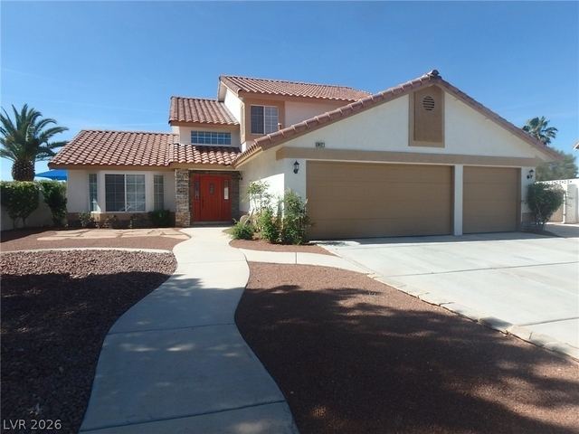 8421 Gillette Avenue - Photo 1