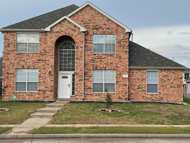 106 N Alder Drive - Photo 1
