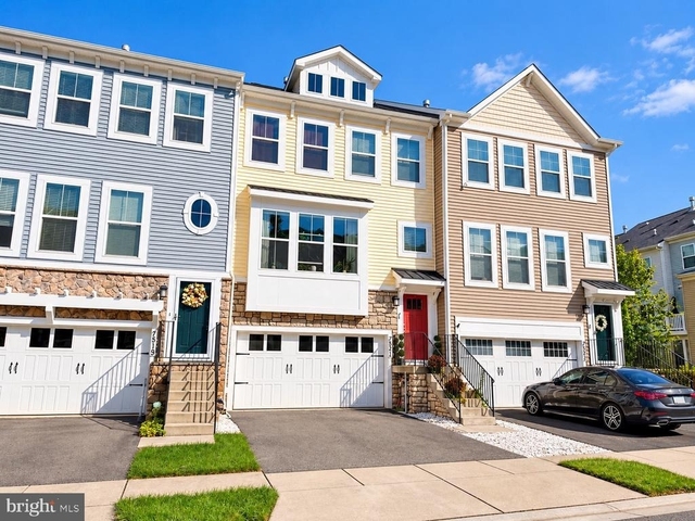 7521 Calais Way - Photo 1