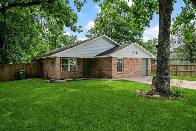 157 Hillside Drive - Photo 1