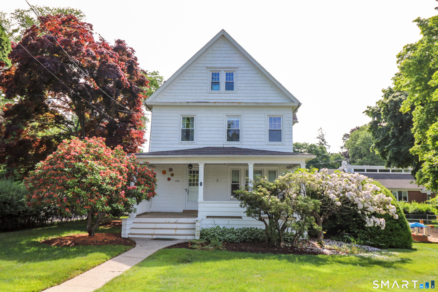 1790 Huntington Turnpike - Photo 1