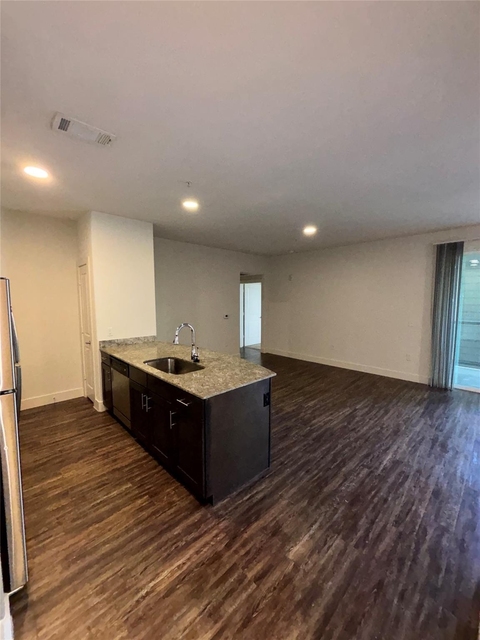 260 Davis Street - Photo 1