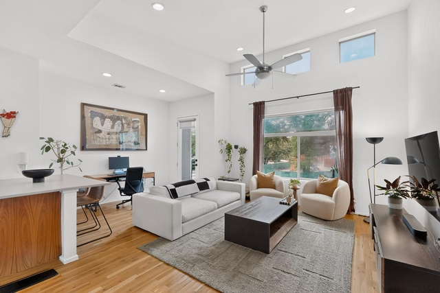 2006 Matilda Street - Photo 1
