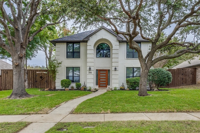 7800 Glenoaks Drive - Photo 1