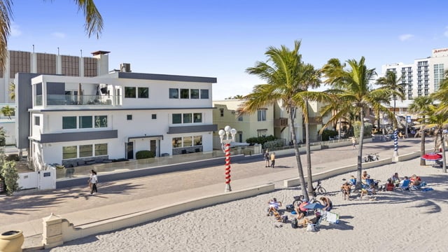 2205 N Surf Road - Photo 1