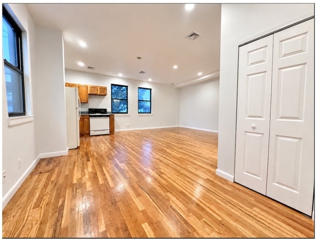 694 Hicks Street - Photo 1