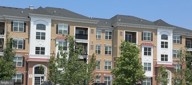 1133 Halifax Place - Photo 1