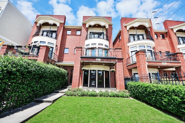 1817 Houston Avenue - Photo 1