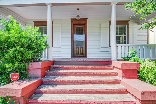 1304 Truxillo Street - Photo 1