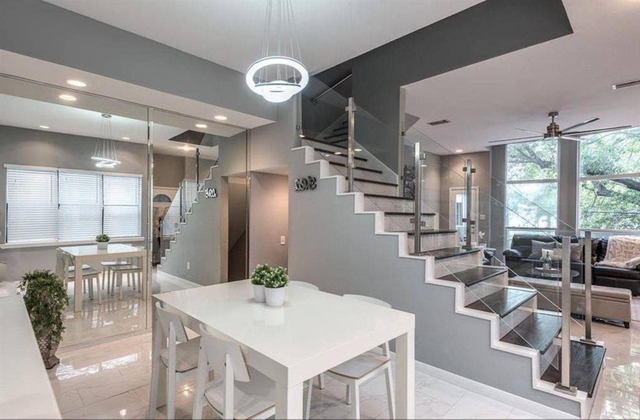 204 Marshall Street - Photo 1