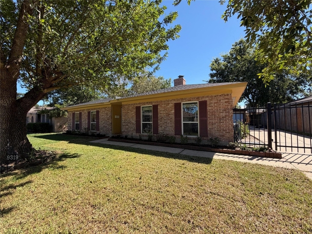 9319 Tooley Drive - Photo 1