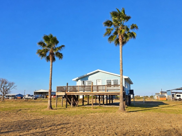 405 Blue Water Boulevard - Photo 1