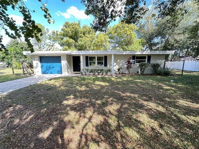 38737 12th Avenue - Photo 1
