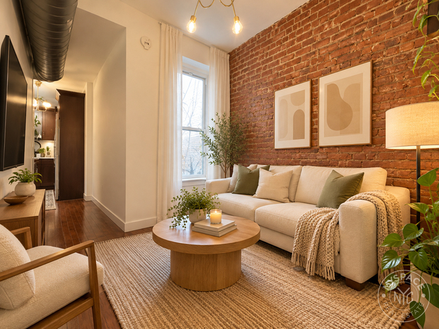 864 Hart Street - Photo 1