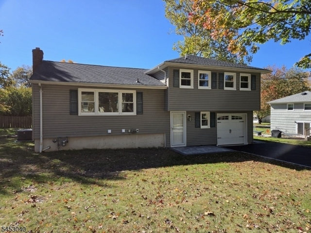 74 Fitzrandolph Rd - Photo 1