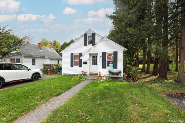 118 Fairview Avenue - Photo 1