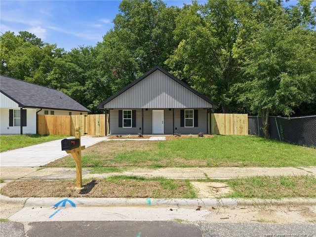 115 Jasper Street - Photo 1