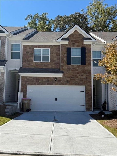 3100 Greyton Drive - Photo 1
