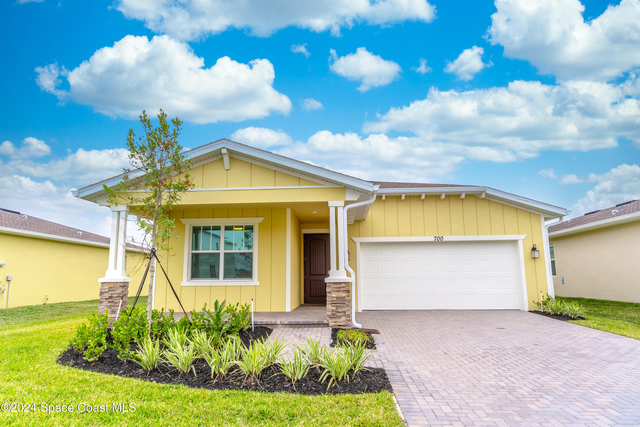 700 Veridian Circle Nw - Photo 1