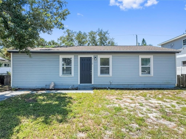 3110 W Hartnett Avenue - Photo 1