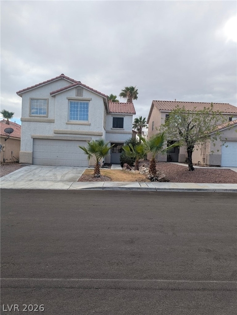 8613 Hidden Pines Avenue - Photo 1