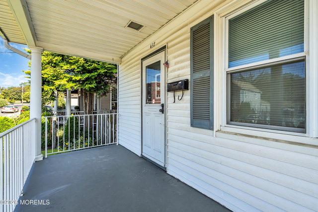 437 Willow Avenue - Photo 1