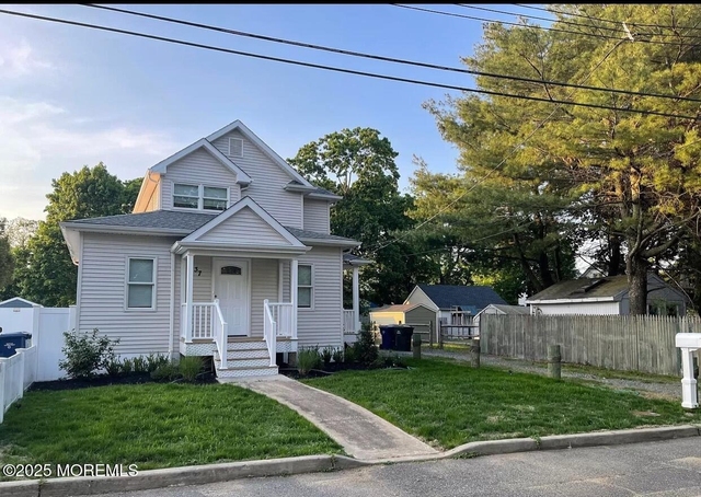 37 Brown Place - Photo 1