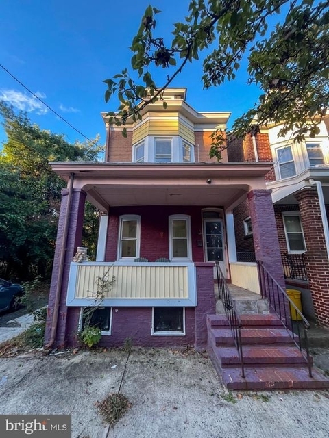 345 Garfield Avenue - Photo 1