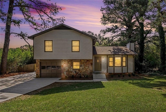 3232 Bromley Rowe Nw - Photo 1