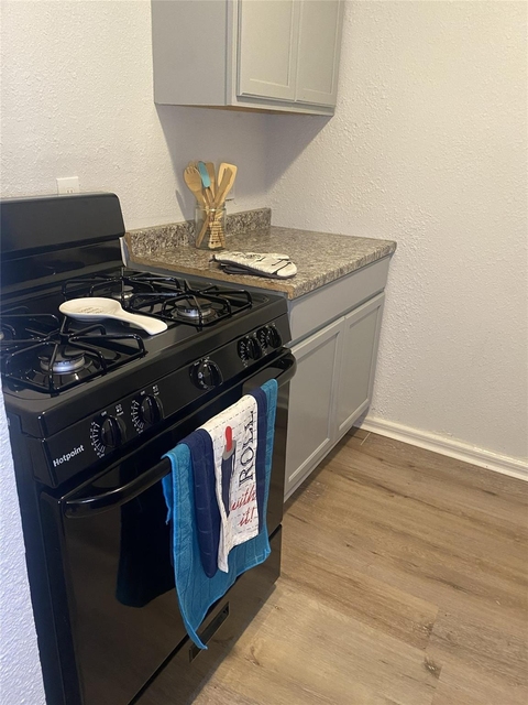 9100 Dodson St - Photo 1