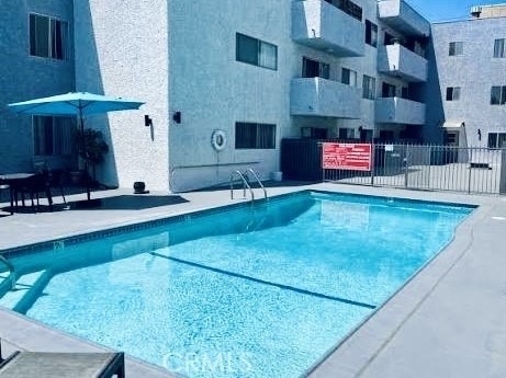 620 N Sweetzer - Photo 1