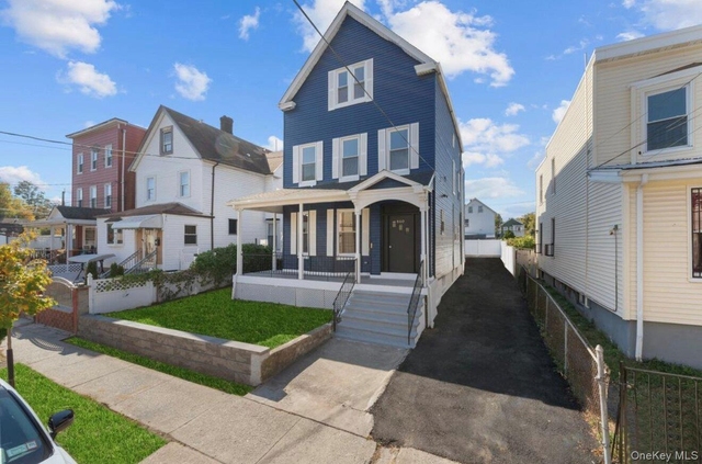 460 S 6th Avenue - Photo 1