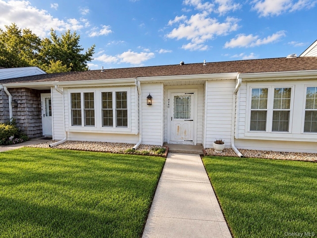 426 Aylesbury Court - Photo 1