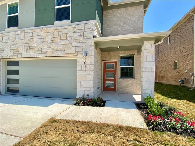 1041 Winnsboro Loop - Photo 1
