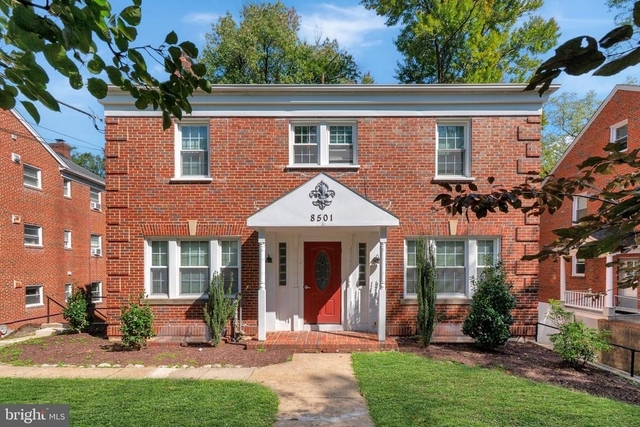 8501 Flower Avenue - Photo 1