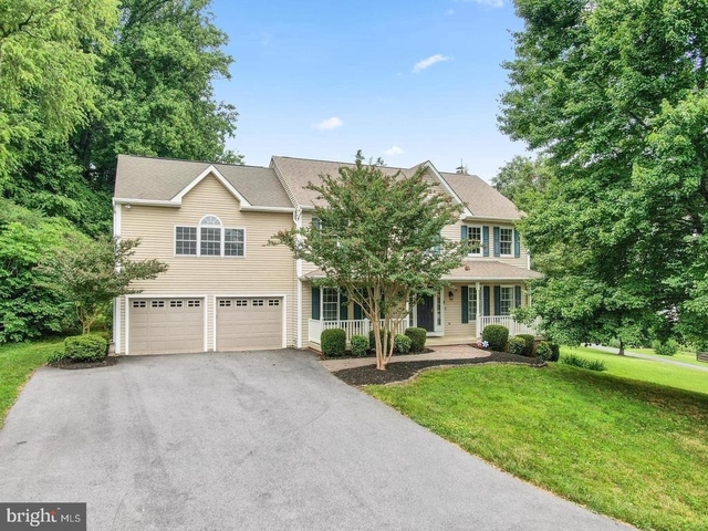 4840 Teen Barnes Road - Photo 1