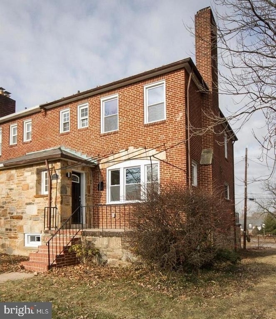 4814 Coleherne Road - Photo 1