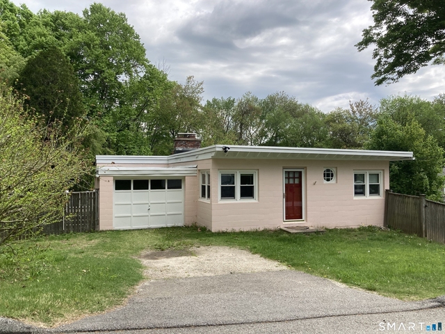 10 Phelps Lane - Photo 1