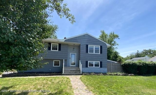 600 W Park Avenue - Photo 1