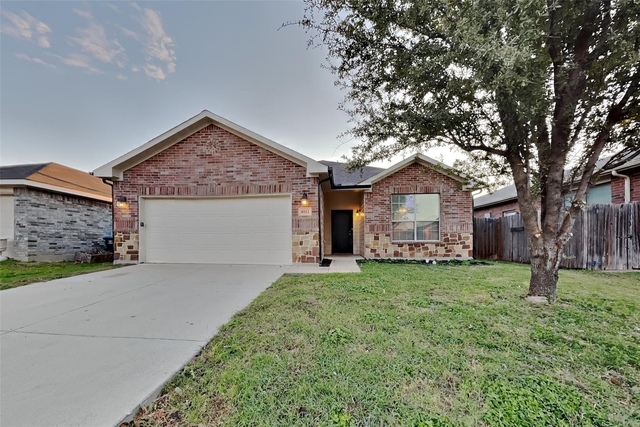 8512 Cumberland Gap Drive - Photo 1