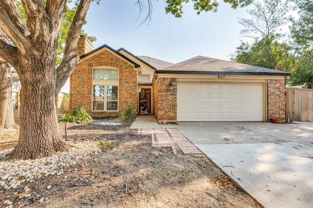 617 Valley Spring Drive - Photo 1
