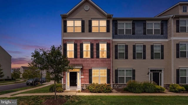 102 Sophie Lane - Photo 1