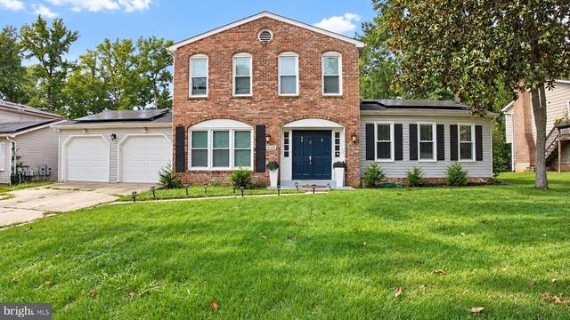 9109 Friar Road - Photo 1
