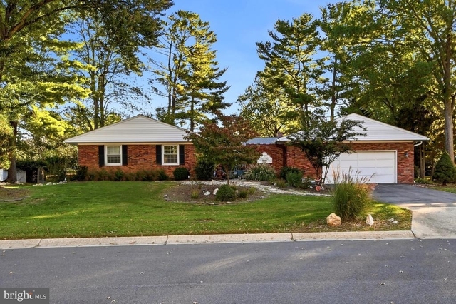 13805 Bonsal Lane - Photo 1