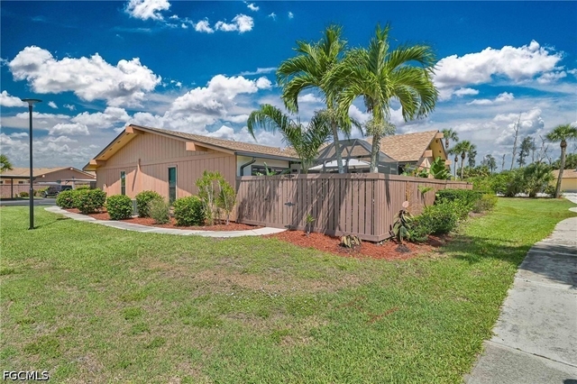 6386 Royal Woods Drive - Photo 1
